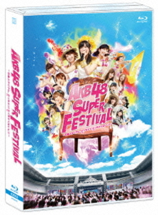 AKB48<br>AKB48スーパーフェスティバル ～ 日産スタジアム、小（ち）っちぇっ ! 小（ち）っちゃくないし !! ～<br>(Blu-ray Disc)