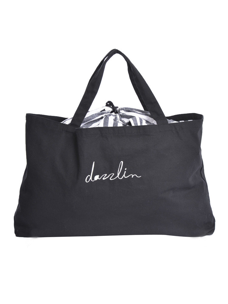 良書網 dazzlin Happy Bag 2015 福袋 (Size: M) [Sold Out] 出版社: HappyBag Code/ISBN: 2015hb_dazzlin_m