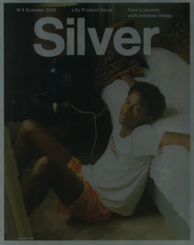 良書網 Ｓｉｌｖｅｒ　Ｎ°４（２０１９Ｓｕｍｍｅｒ） 出版社: ＴＨＯＵＳＡＮＤ Code/ISBN: 9784863882997